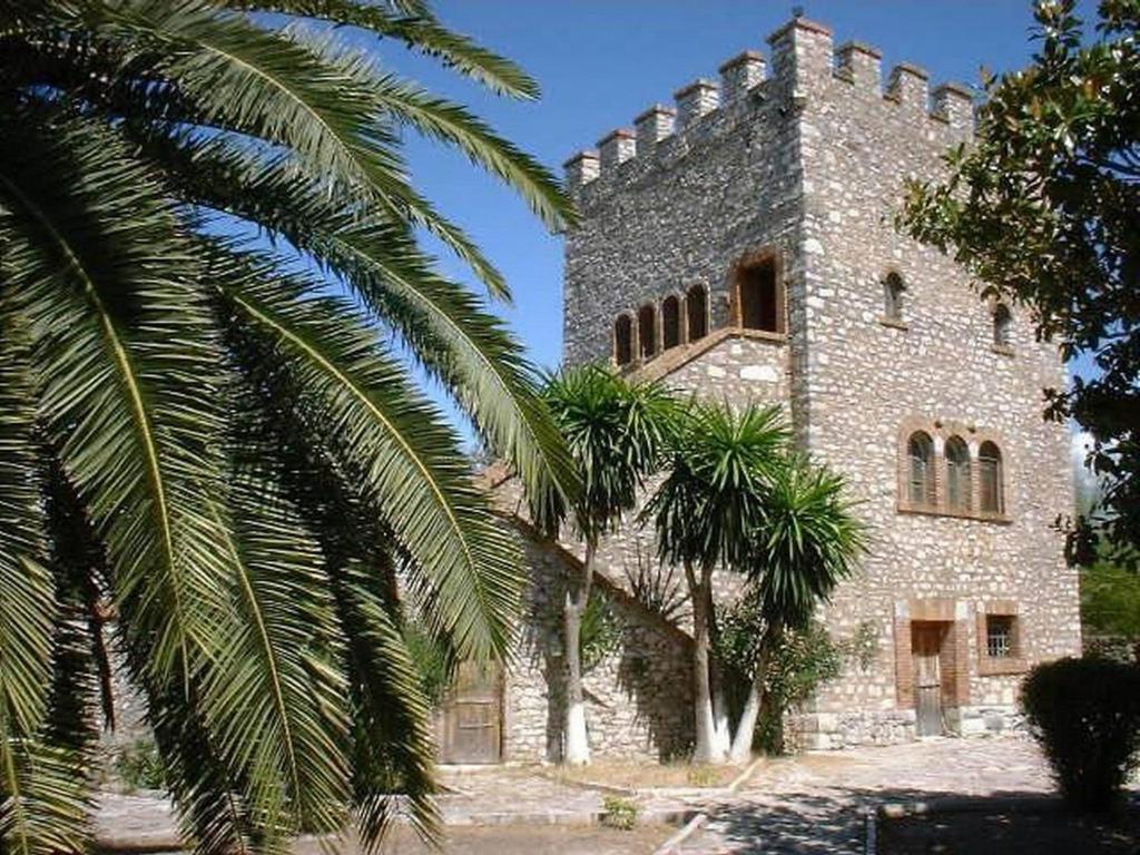 Helia Seaside Hotel Sarande Exterior photo